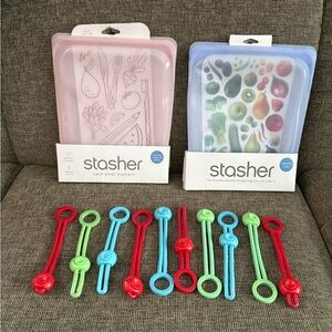 2 Stasher Bags & Set of 10 Adjustable Sealing Bands